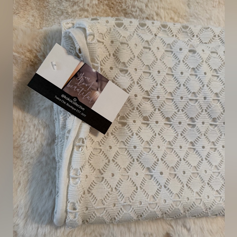 Elegant White Eyelet Crochet Lace Infinity Scarf - Picture 4 of 15